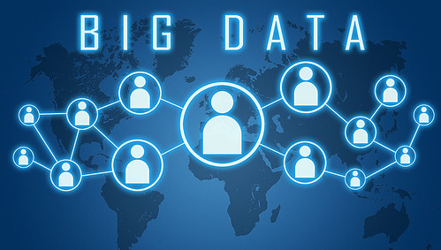 Gráfico conceptual con las palabras BIG DATA centradas sobre un mapa mundi de fondo, con iconos de personas interconectados por líneas que simbolizan redes de información global.